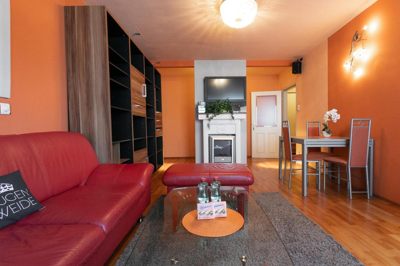 Zentrales Apartment In U-Bahn Naehe & Hauptbahnhof Viena Exterior foto