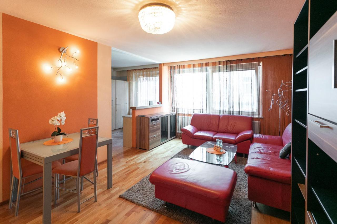 Zentrales Apartment In U-Bahn Naehe & Hauptbahnhof Viena Exterior foto